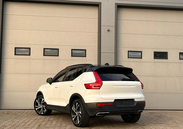 Volvo XC 40 cena 110000 przebieg: 116930, rok produkcji 2019 z Koło małe 154